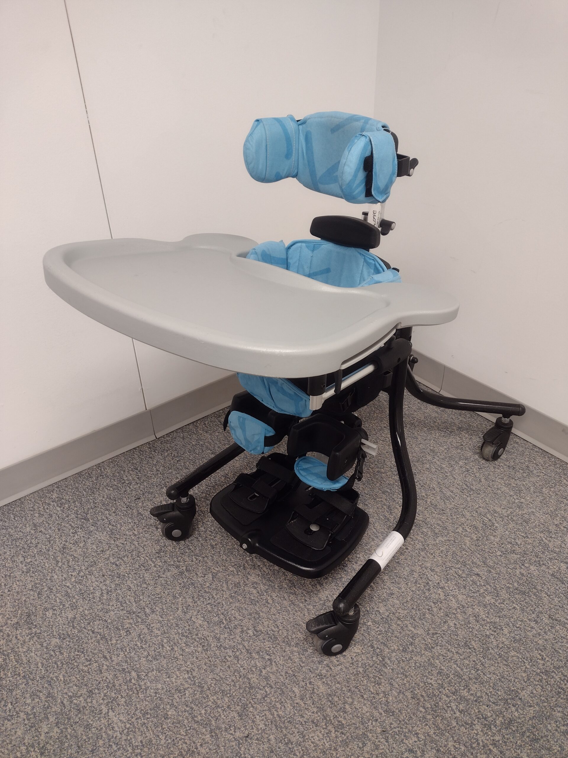 roa 2607 09 leckey stander size 1 roa 2607 09 leckey stander size 1